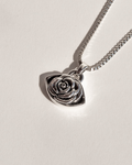Collar de ojo con rosa hecho a mano en plata 925 · Revozze Joyería mexicana